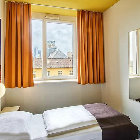 فندق Frankfurt-hbf *