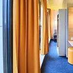 Hotel Frankfurt-hbf *
